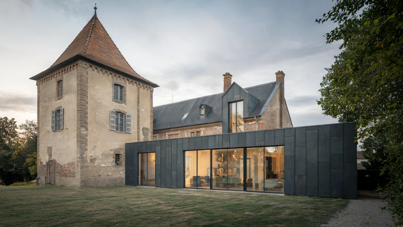 Industrial Chic Exterior